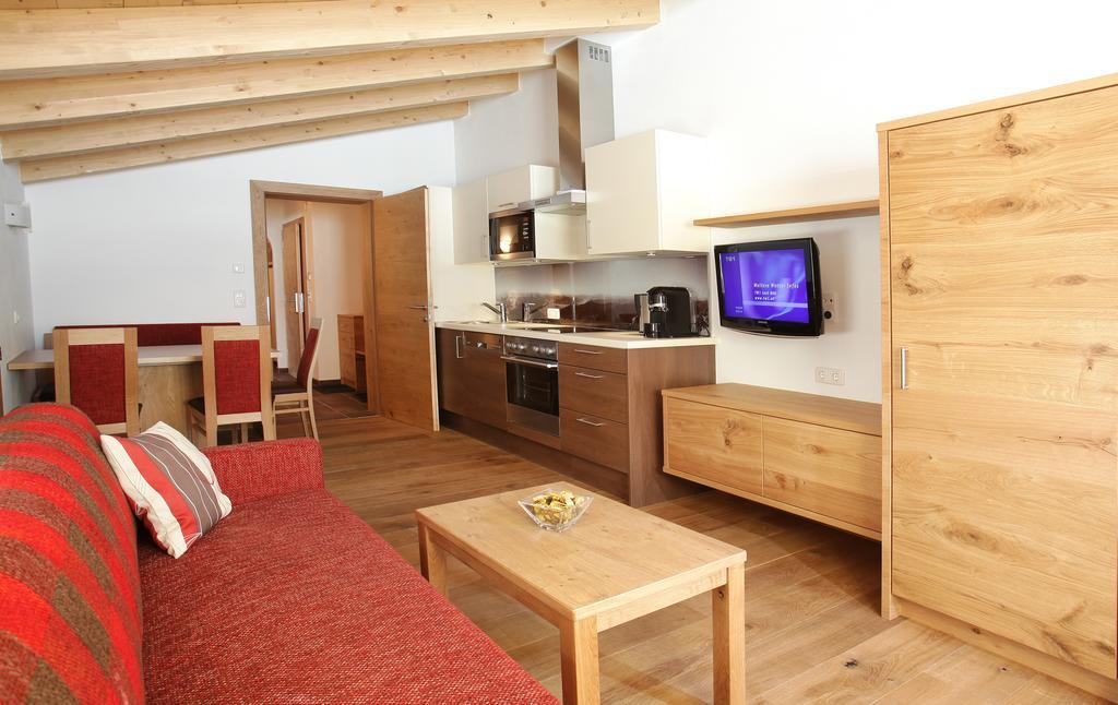 Tarlack Appartements Huetten 34 Leogang Room photo